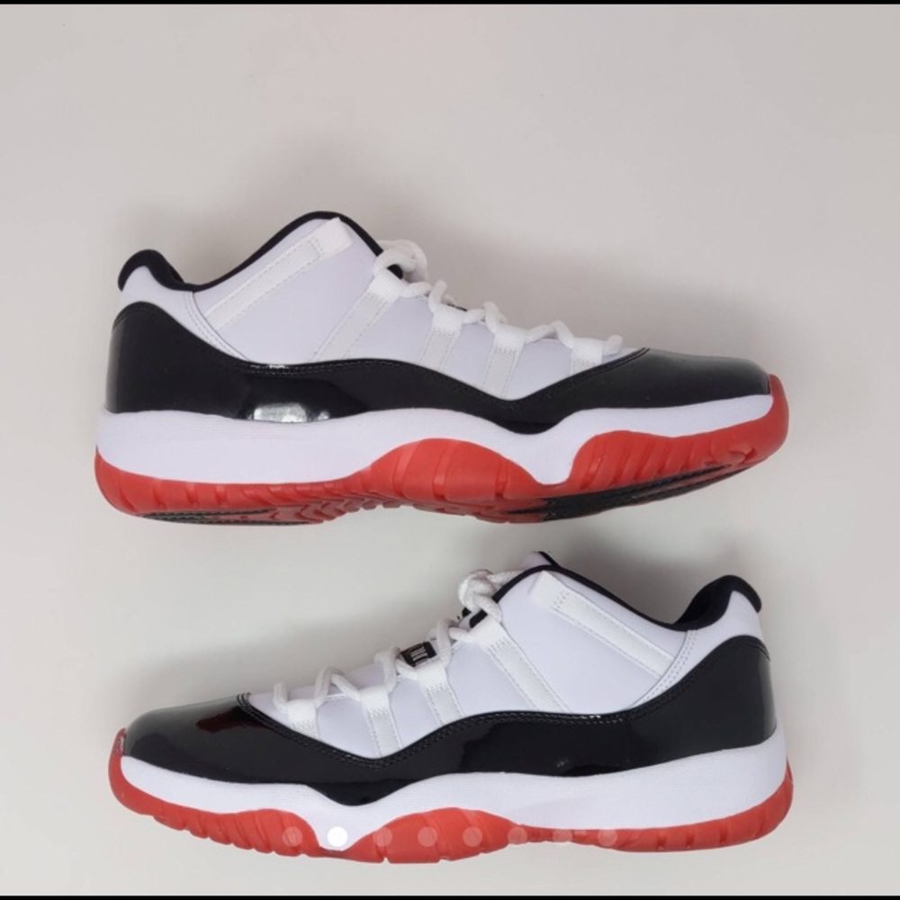 Air Jordan 11 Retro Low